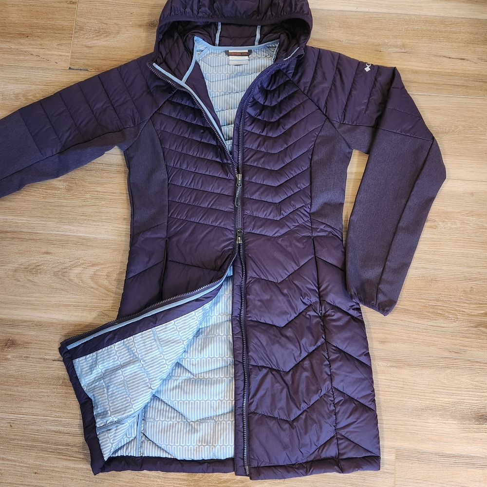 Columbia Women's Small Purple Hooded Long Puffer Jacket